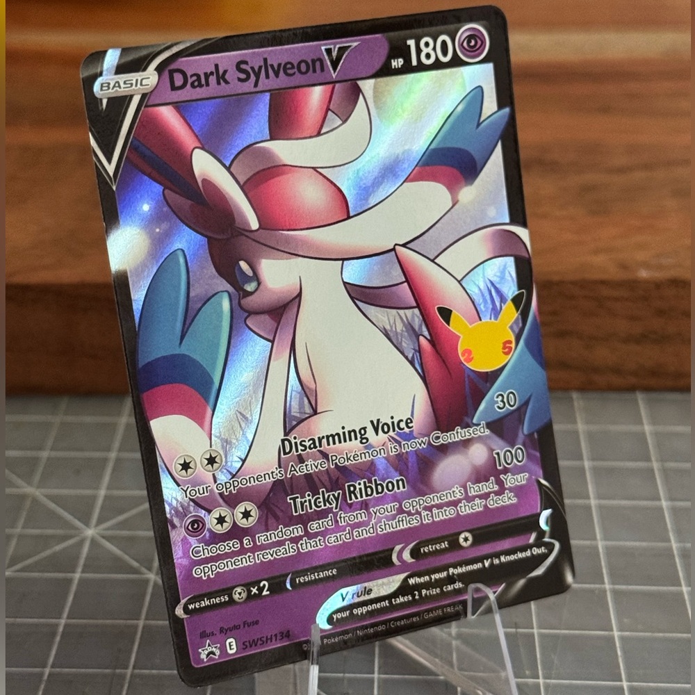 Dark Sylveon V Pokemon Black Star Promo - Picture 2 of 4